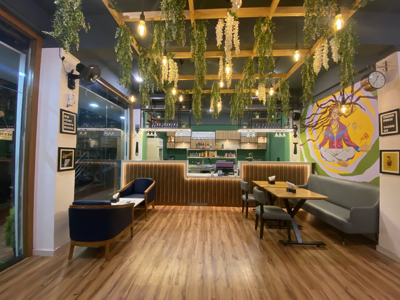 Café Maverick Malkapur, Karad storefront, from the official menu